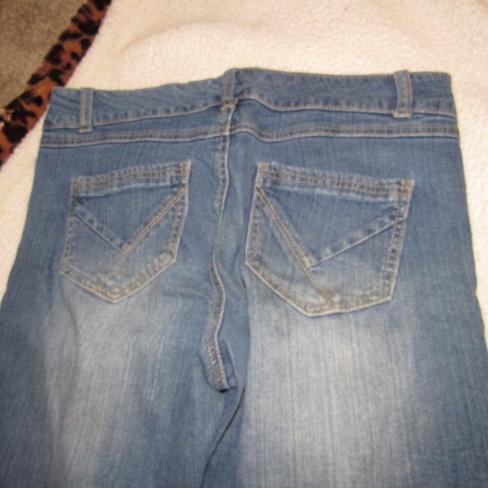 JW Jeans Women's Size 8 5 Pocket Jeans with Cute Pocket Designs